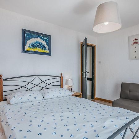 2 Bedroom Gorgeous Home In Baska Esterno foto
