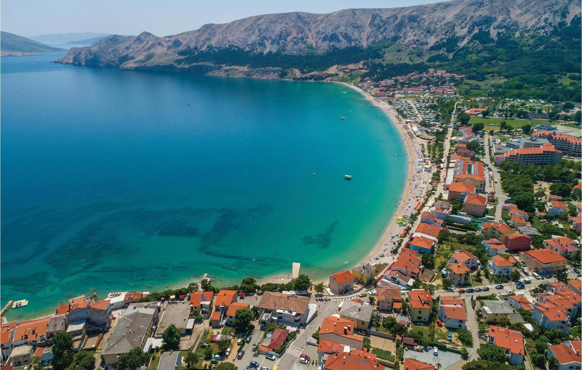 2 Bedroom Gorgeous Home In Baska Esterno foto