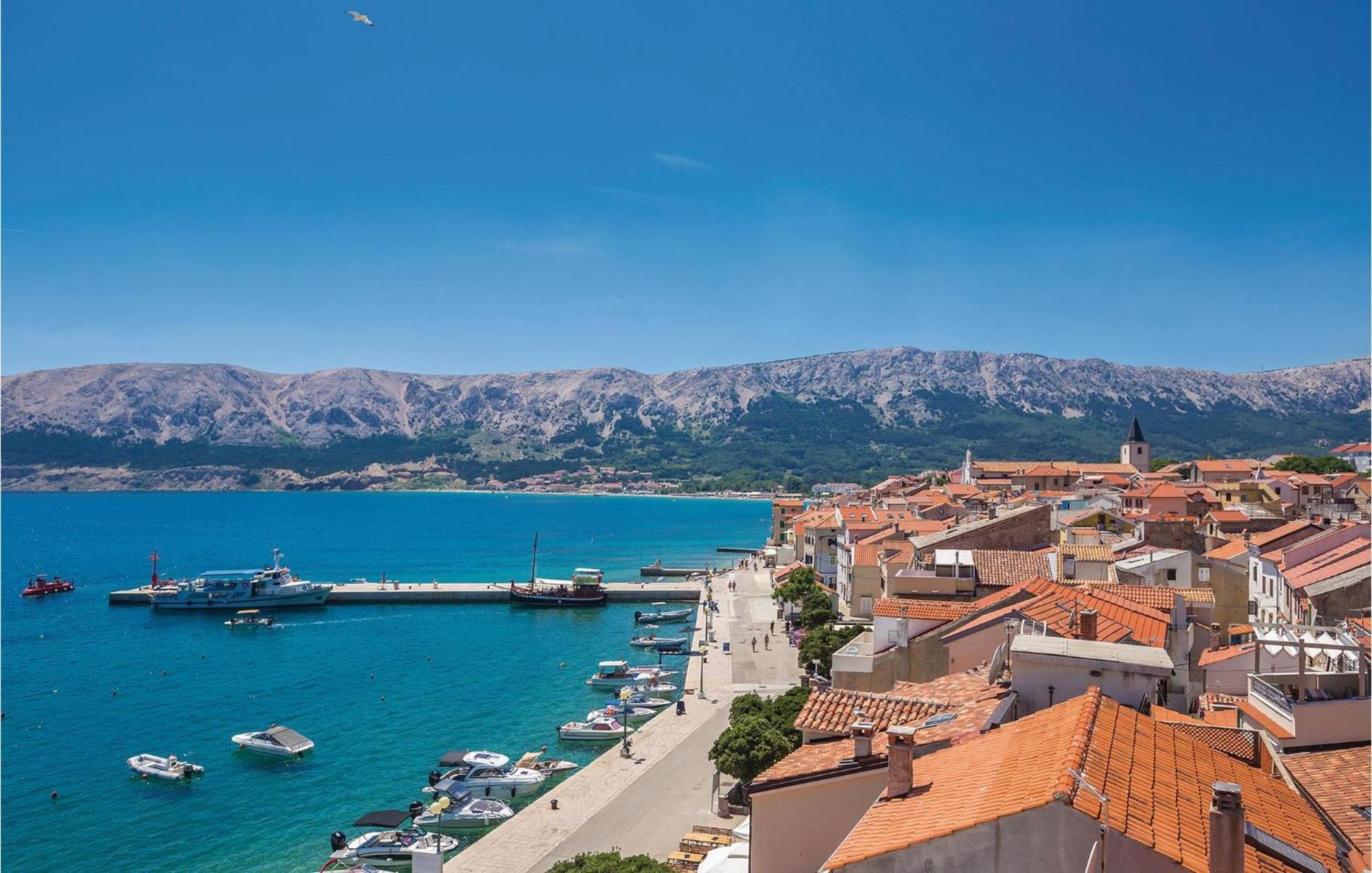 2 Bedroom Gorgeous Home In Baska Esterno foto